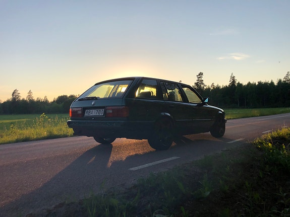 BMW 318i 5 of 5