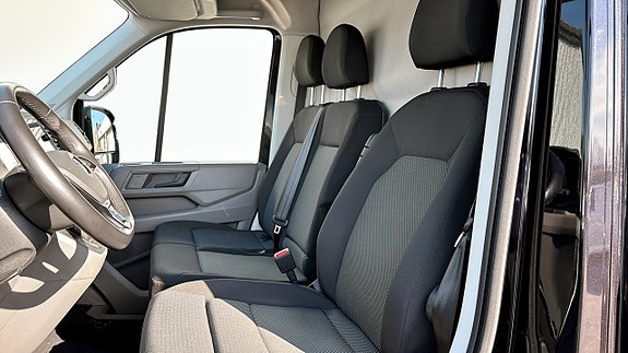 Volkswagen Crafter 7 of 12