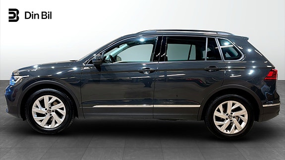 Volkswagen Tiguan 2 of 5