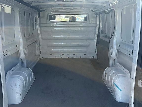 Nissan Primastar 6 of 6