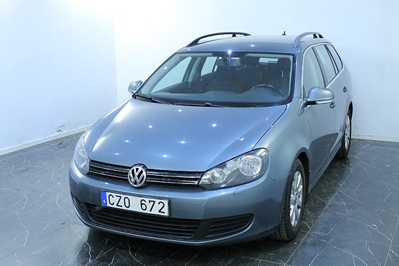 Volkswagen Golf VI 2 of 9