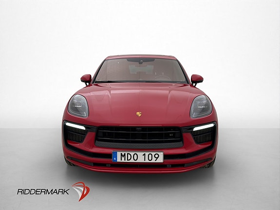 Porsche Macan S 2 of 5