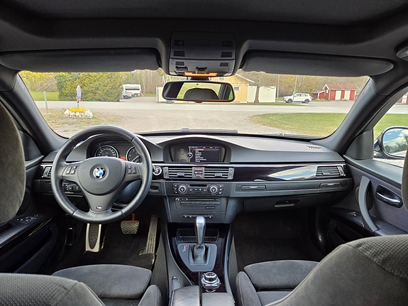 BMW 335d 9 of 13