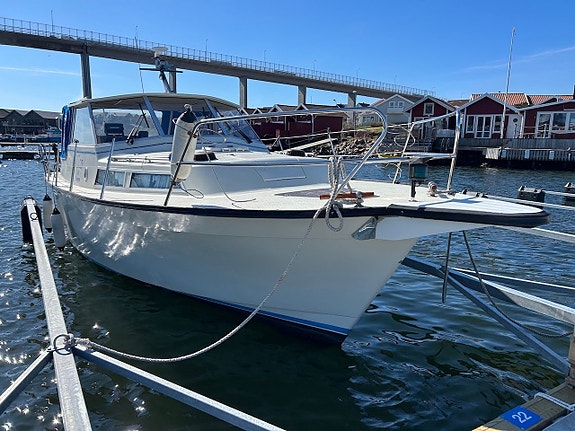 Pollux 30 -87 | Volvo Penta Tamd40 | Axel | Bog | Akterruff 2 of 5