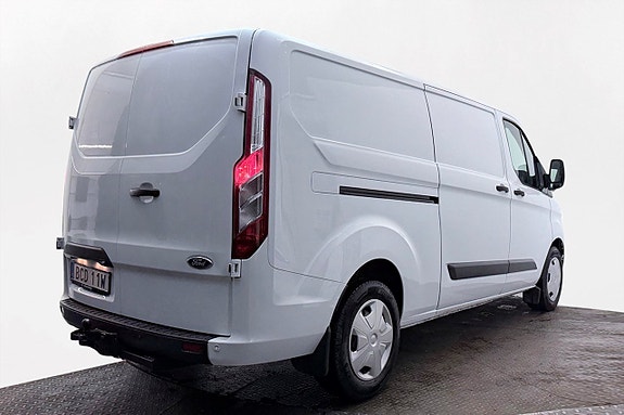 Ford Transit Custom 6 of 24
