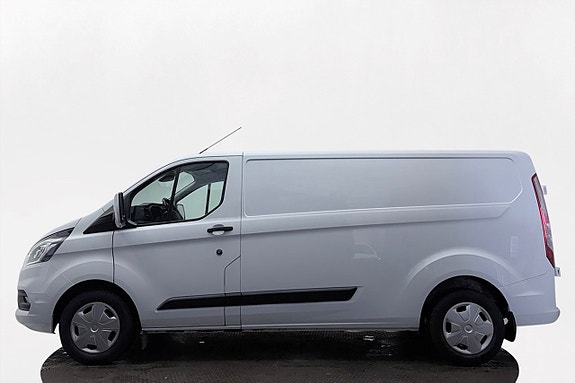 Ford Transit Custom 10 of 24