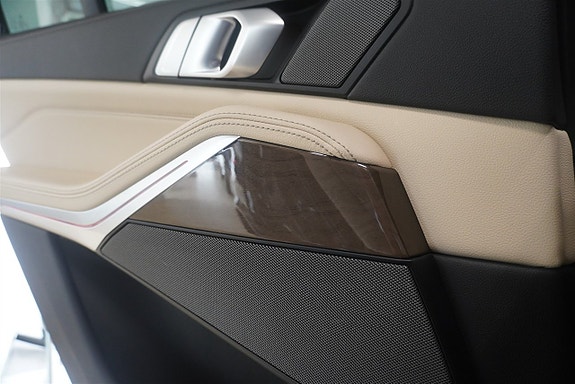 BMW X5 9 of 19