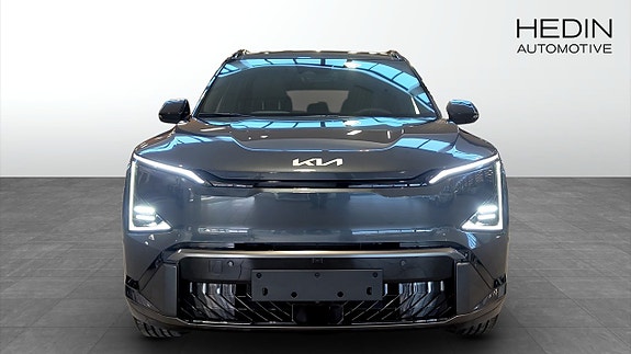 Kia EV5 8 of 13