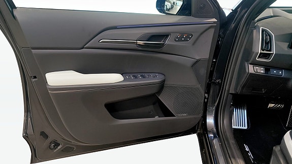 Kia EV5 11 of 13