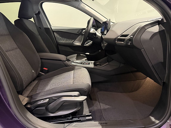 BMW 120 13 of 22