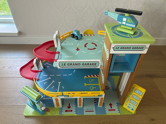 Product image 2 of 7