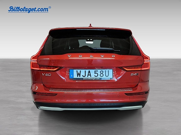 Volvo V60 Cross Country 5 of 5