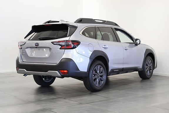 Subaru Outback 4 of 15