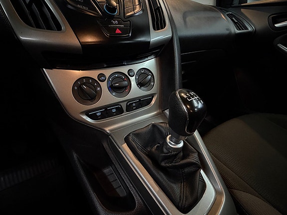 Ford Focus 14 of 16