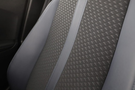 Peugeot 2008 29 of 30