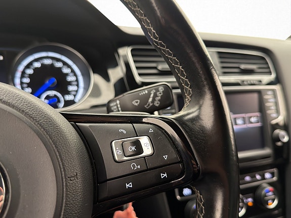 Volkswagen Golf I 17 of 30
