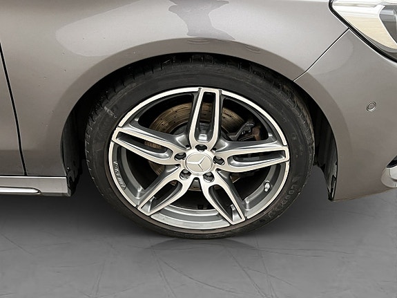 Mercedes-Benz CLA220 d 30 of 30