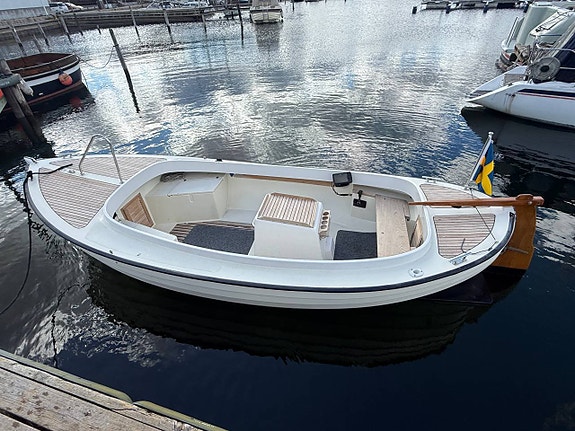 Stenskär 18 Snipa –  Yanmar Diesel - klassisk