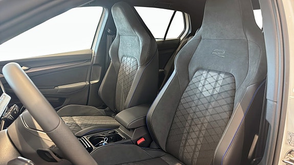 Volkswagen Golf I 8 of 16