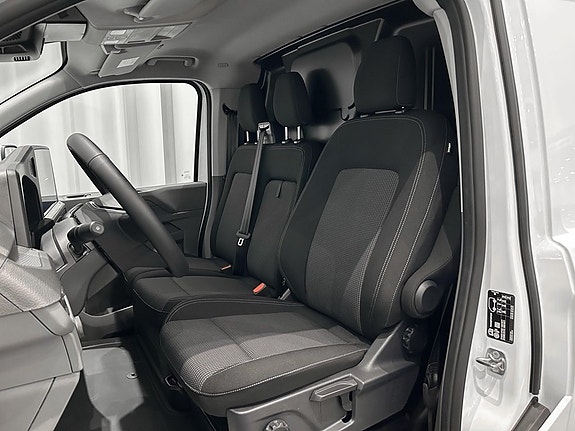 Volkswagen Transporter 6 of 12