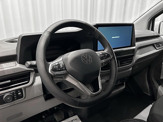 Volkswagen Transporter 8 of 12