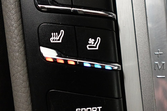 Porsche Panamera 4S 12 of 21