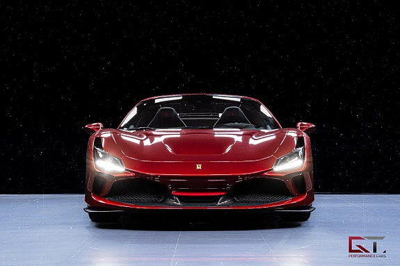 Ferrari F8 Spider 5 of 5
