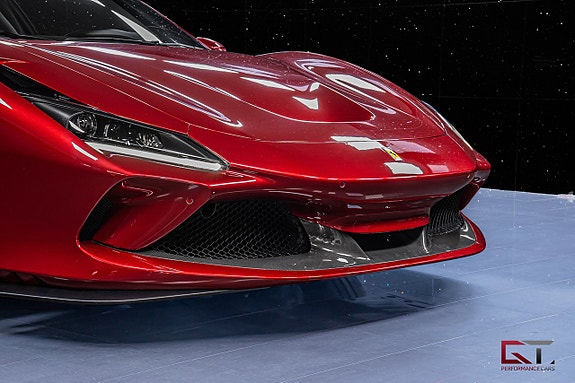 Ferrari F8 Spider 4 of 5