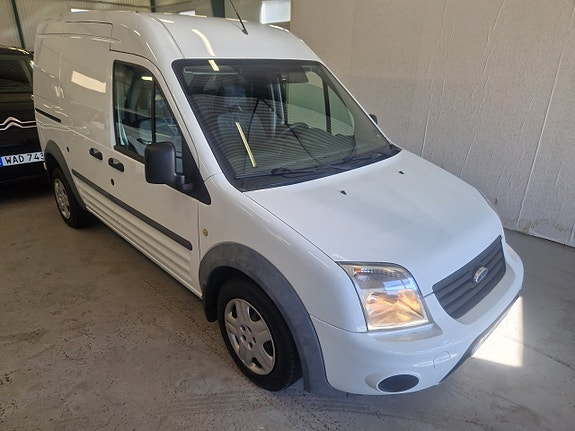 Ford Transit Connect 18 of 18