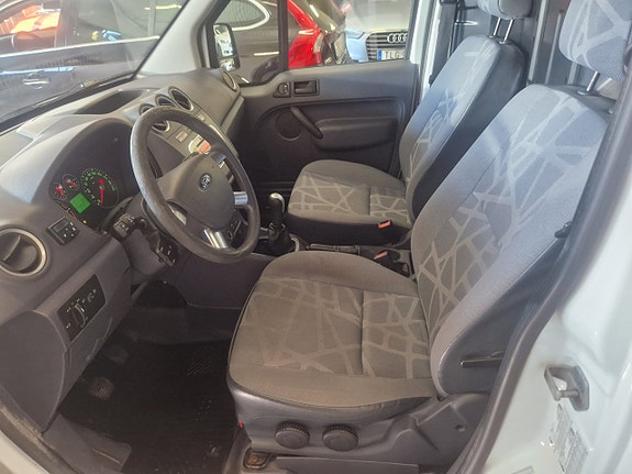 Ford Transit Connect 5 of 5