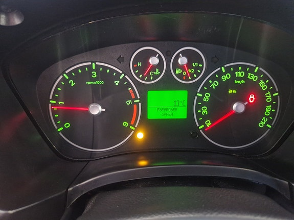 Ford Transit Connect 10 of 18