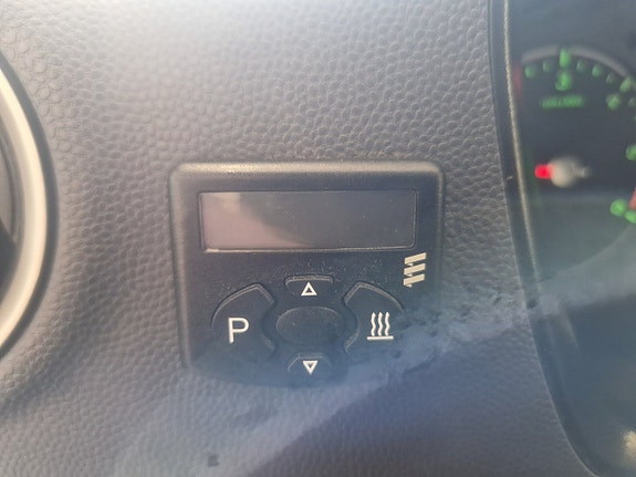 Ford Transit Connect 9 of 18