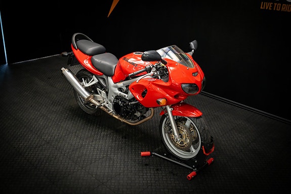 Suzuki SV650S 3 of 9