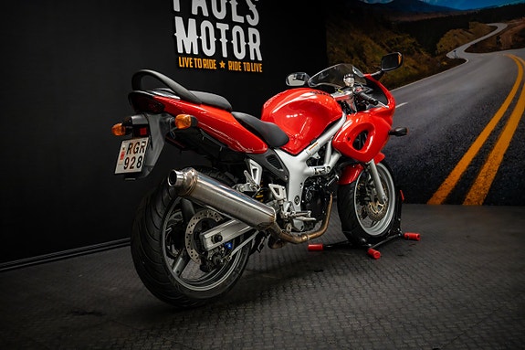 Suzuki SV650S 4 of 9