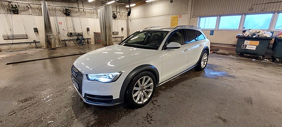 Audi A6 allroad 3 of 5