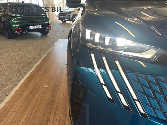 Peugeot 3008 4 of 5