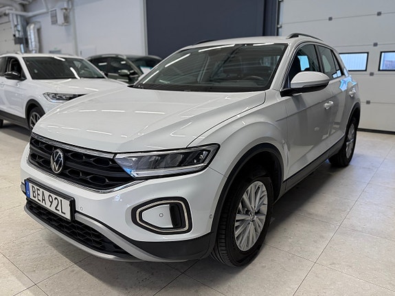 Volkswagen T-Roc 4 of 22
