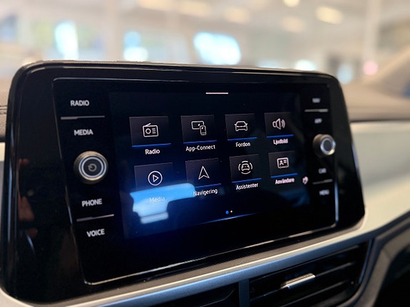 Volkswagen T-Roc 20 of 22