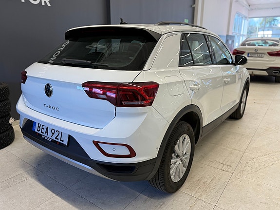 Volkswagen T-Roc 6 of 22