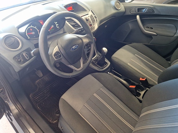 Ford Fiesta 6 of 16