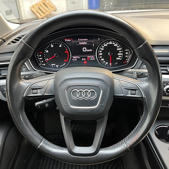 Audi A4 10 of 13