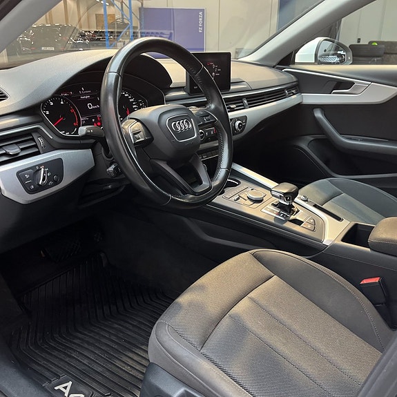 Audi A4 8 of 13