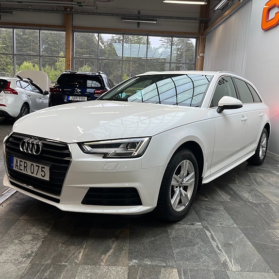 Audi A4 5 of 13