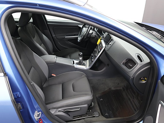 Volvo V60 18 of 24