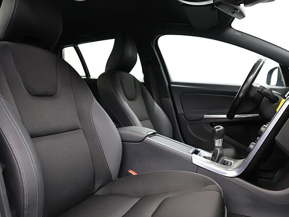 Volvo V60 13 of 24