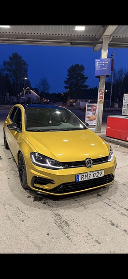 Volkswagen Golf VII 5 of 5
