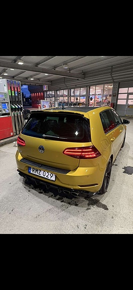 Volkswagen Golf VII 4 of 5