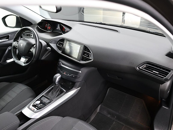 Peugeot 308 23 of 25