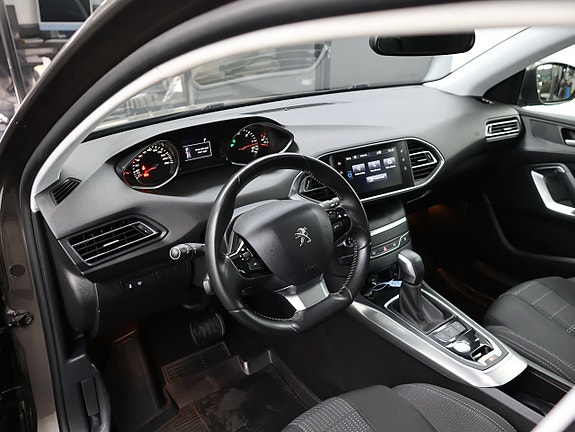 Peugeot 308 12 of 25