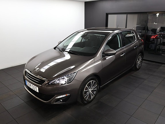 Peugeot 308 3 of 5